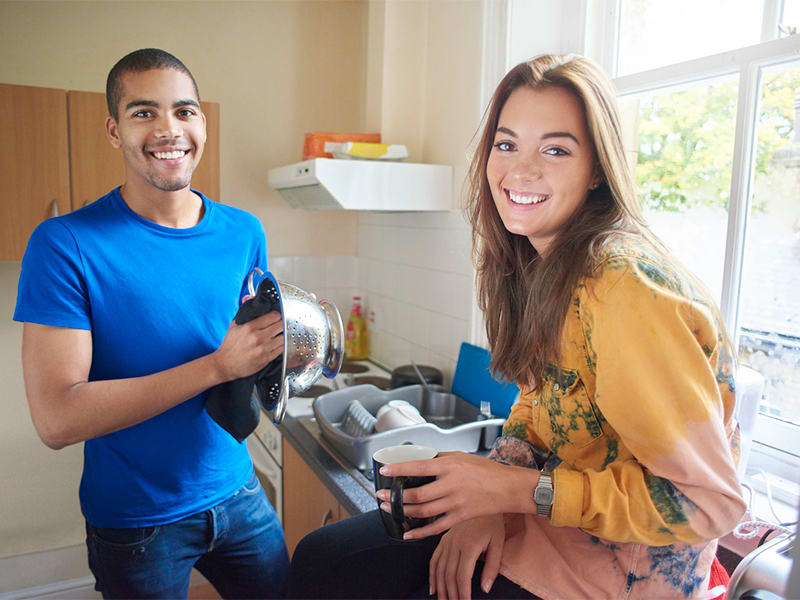 How to split rent with your housemates